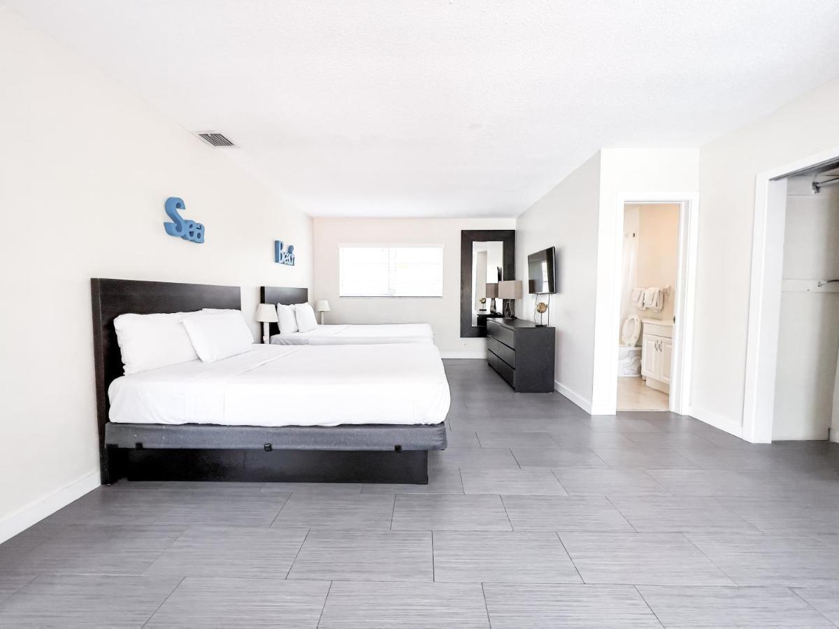 Hotel Tara A North Village 3*